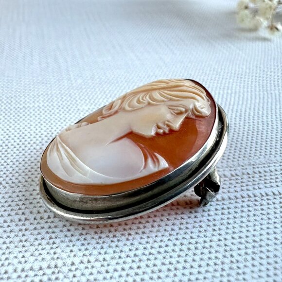 Vintage 800 Silver Shell Cameo Brooch Pendant - Picture 4 of 14